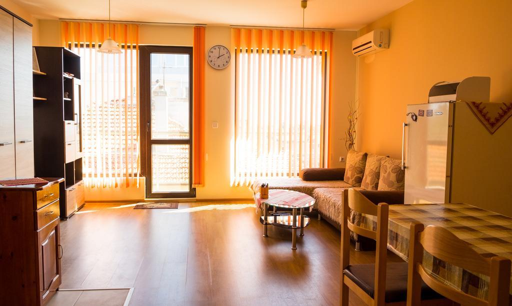 Ddenko Apartment Burgaz Dış mekan fotoğraf